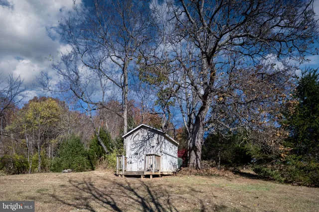 $860,000 | 560 Richmond Road, Amissville, VA 20106