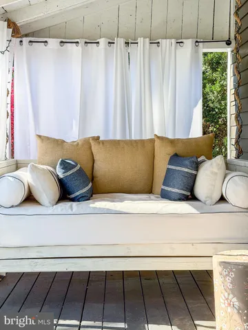 $860,000 | 560 Richmond Road, Amissville, VA 20106