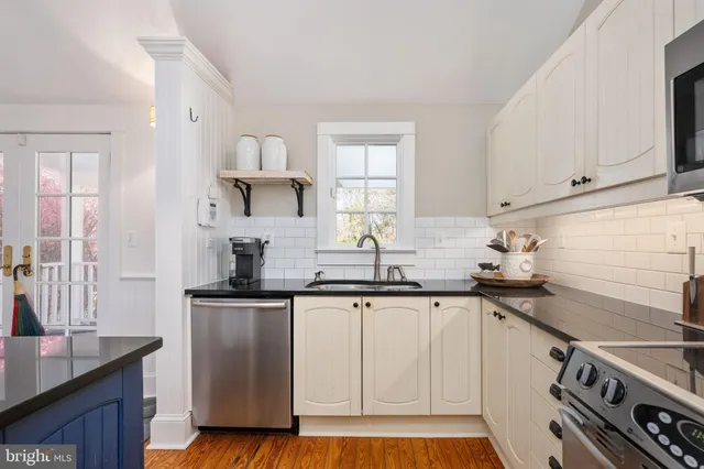 $860,000 | 560 Richmond Road, Amissville, VA 20106