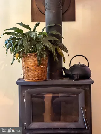 $860,000 | 560 Richmond Road, Amissville, VA 20106