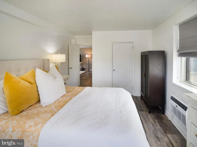 $435,000 | 40 Old Lancaster Road, Unit 605, Merion Station, PA 19066