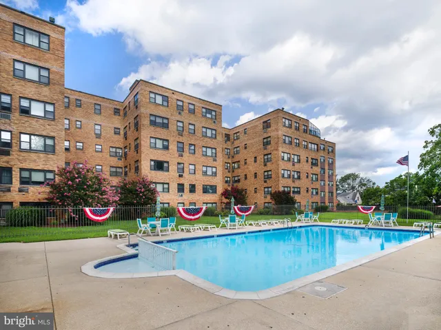 $435,000 | 40 Old Lancaster Road, Unit 605, Merion Station, PA 19066
