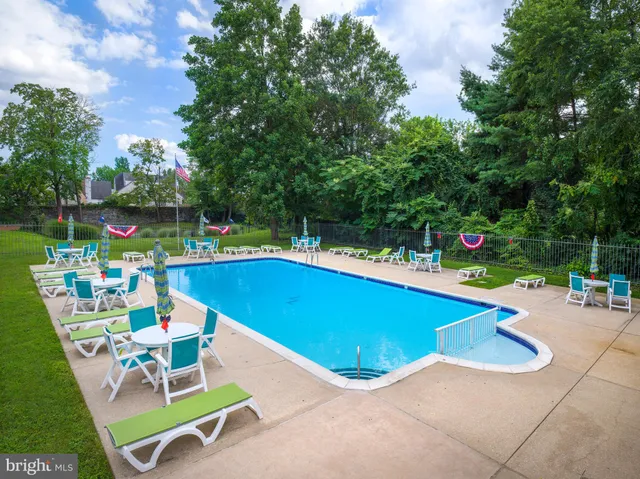 $435,000 | 40 Old Lancaster Road, Unit 605, Merion Station, PA 19066