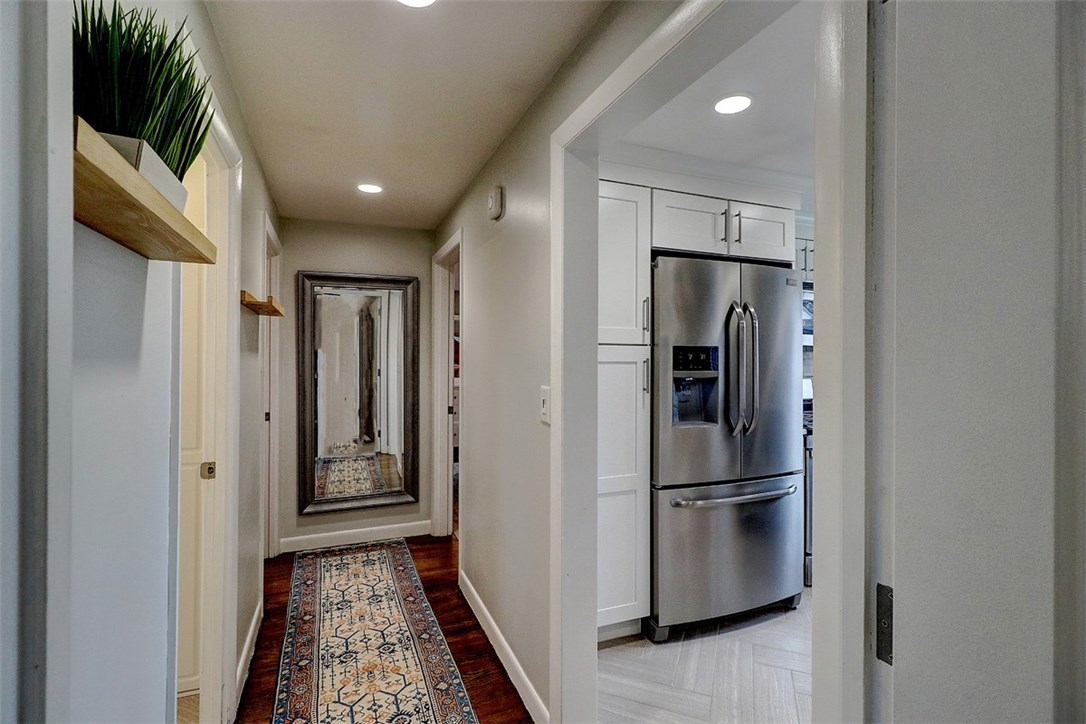 286 Sowams Road Barrington, RI 02806 - Photo 13 of 19