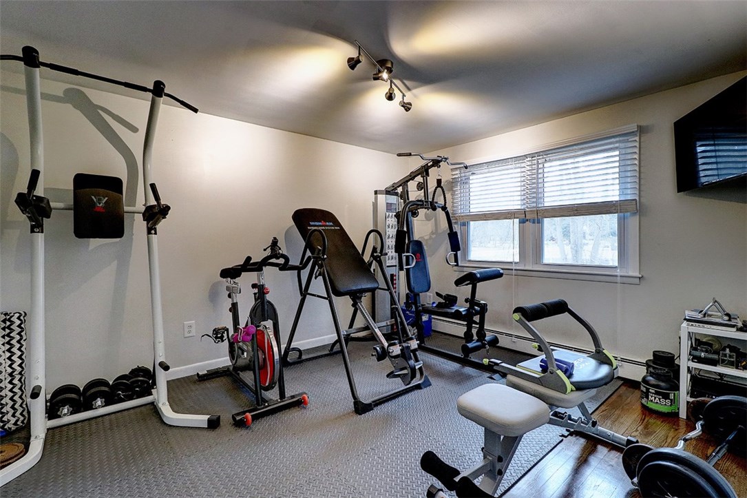286 Sowams Road Barrington, RI 02806 - Photo 16 of 19