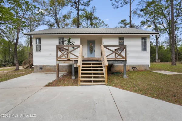 $350,000 | 3401 Golden Rod Avenue, Moss Point, MS 39562