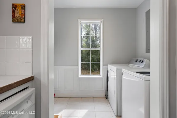 $350,000 | 3401 Golden Rod Avenue, Moss Point, MS 39562