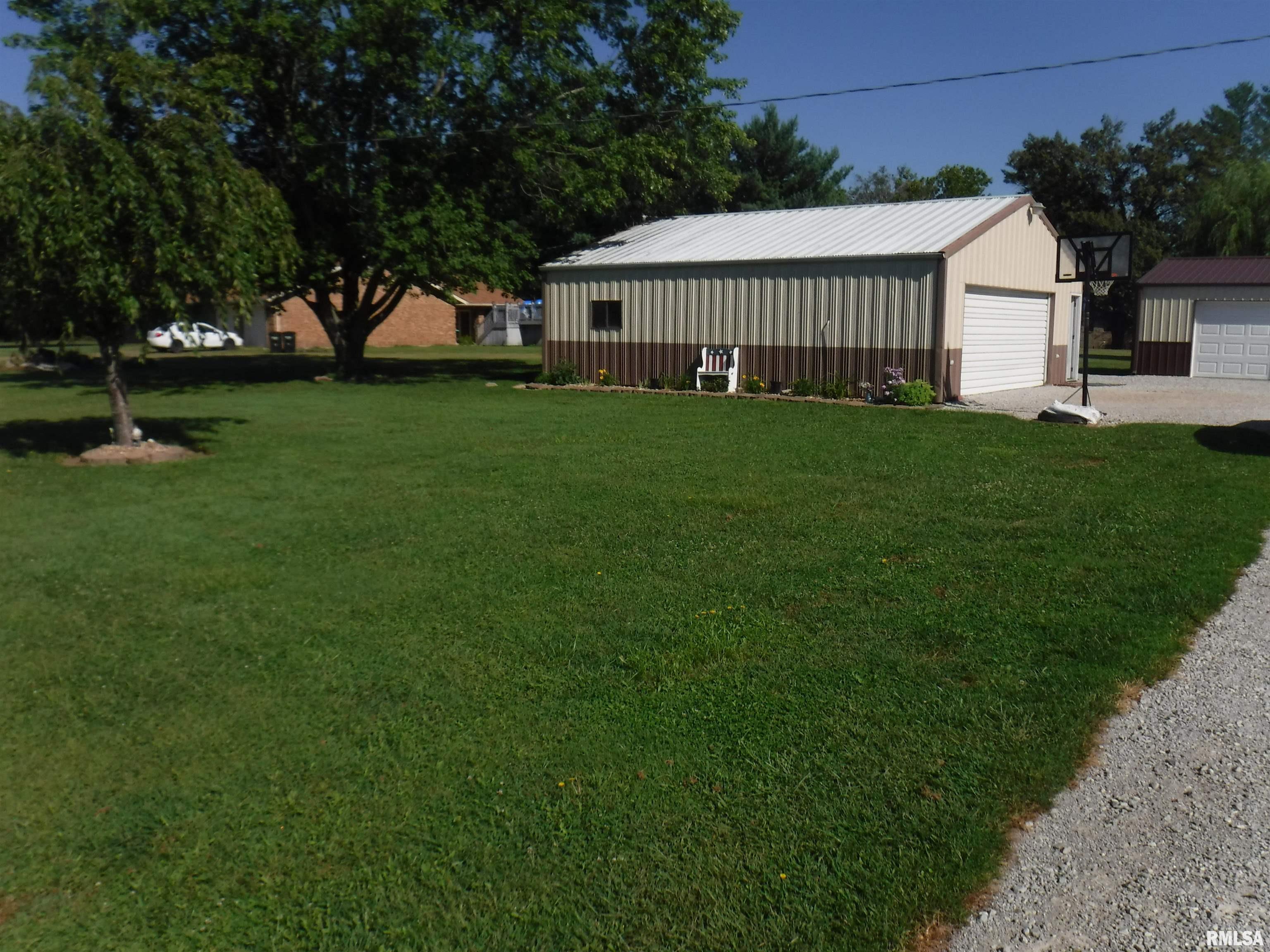 1723 Ullman Road Centralia, IL 62801 - Photo 14 of 18