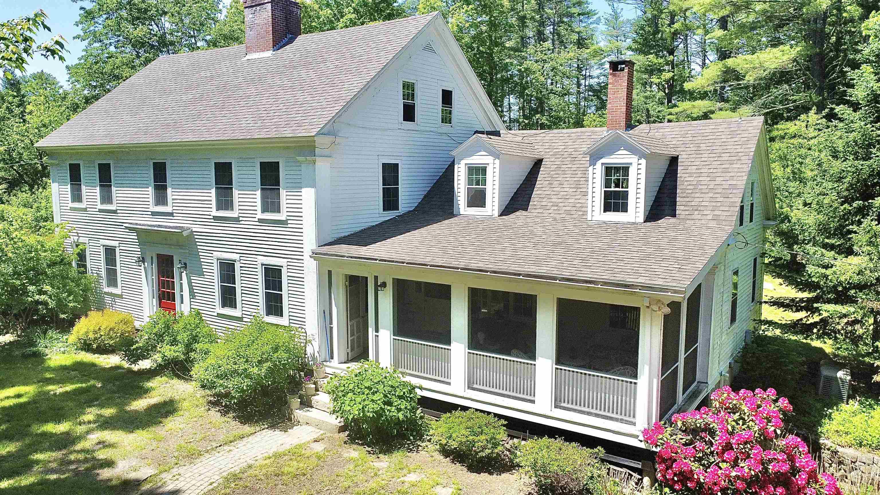 195 Brewster Road Barrington, NH 03825 - Photo 1 of 38 Gallery Image 1