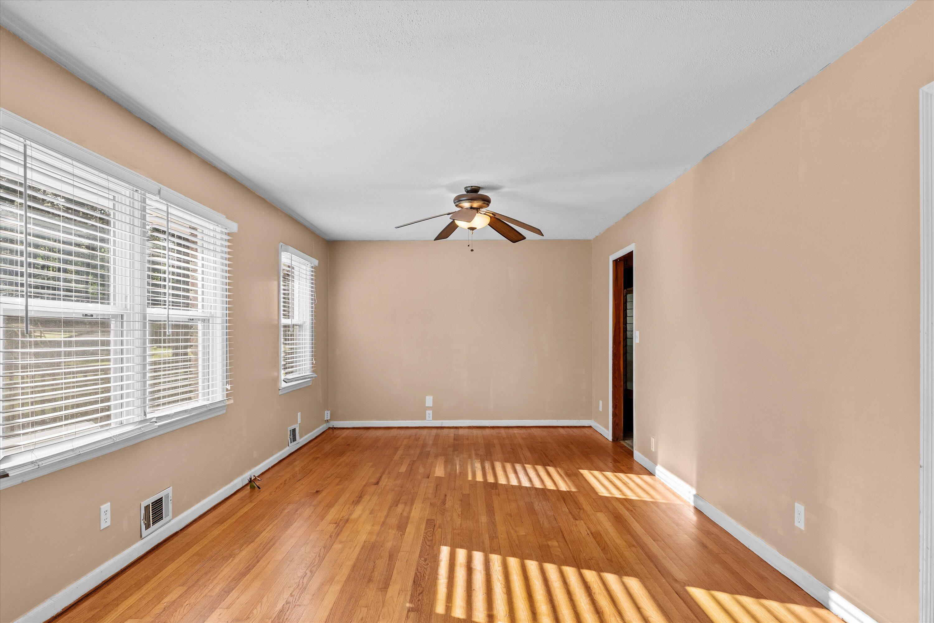 510 Tanager Road North Augusta, SC 29841 - Photo 4 of 27 05-P1070411