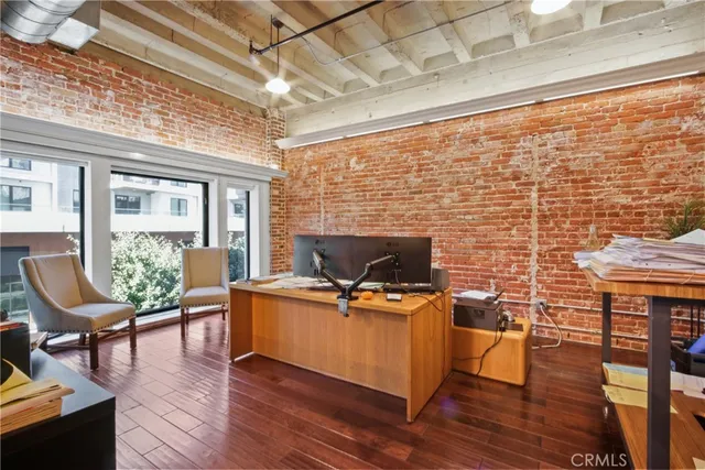 $1,650,000 | 207 East Broadway, Unit 201, Long Beach, CA 90802