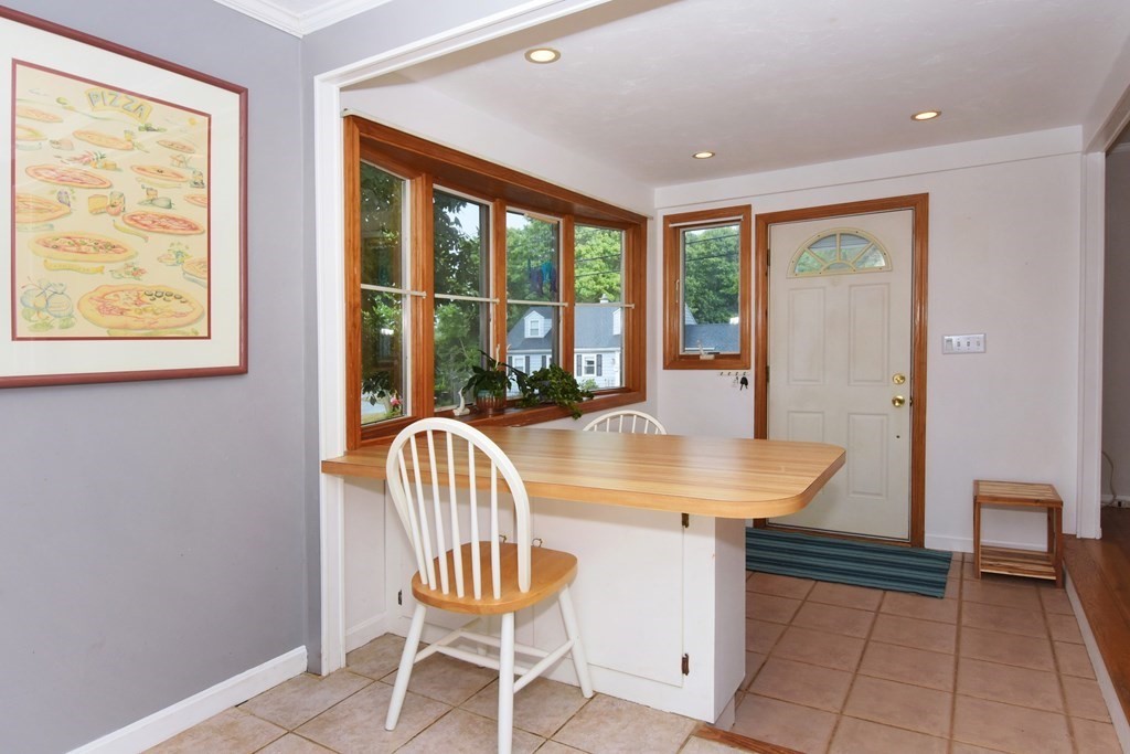 18 Lawson Road Weymouth, MA 02190 - Photo 3 of 42