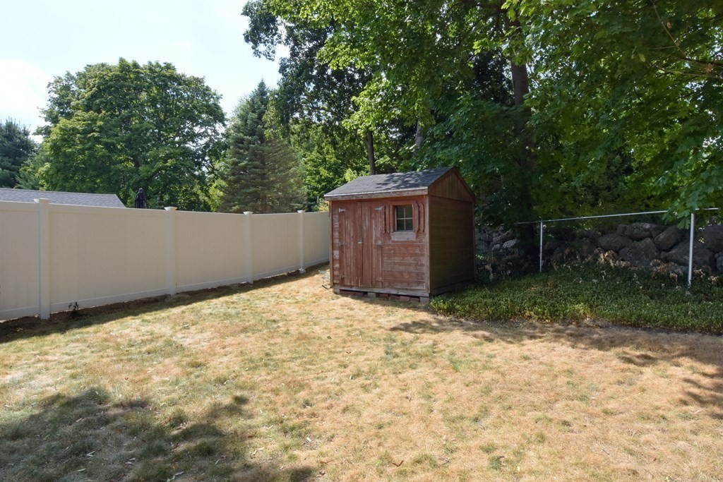 18 Lawson Road Weymouth, MA 02190 - Photo 32 of 42