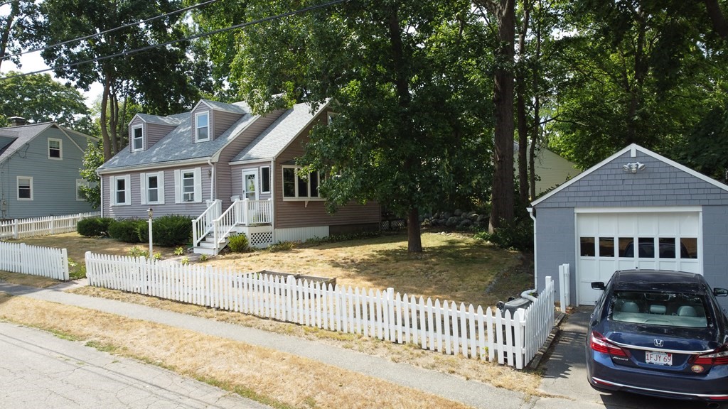 18 Lawson Road Weymouth, MA 02190 - Photo 36 of 42