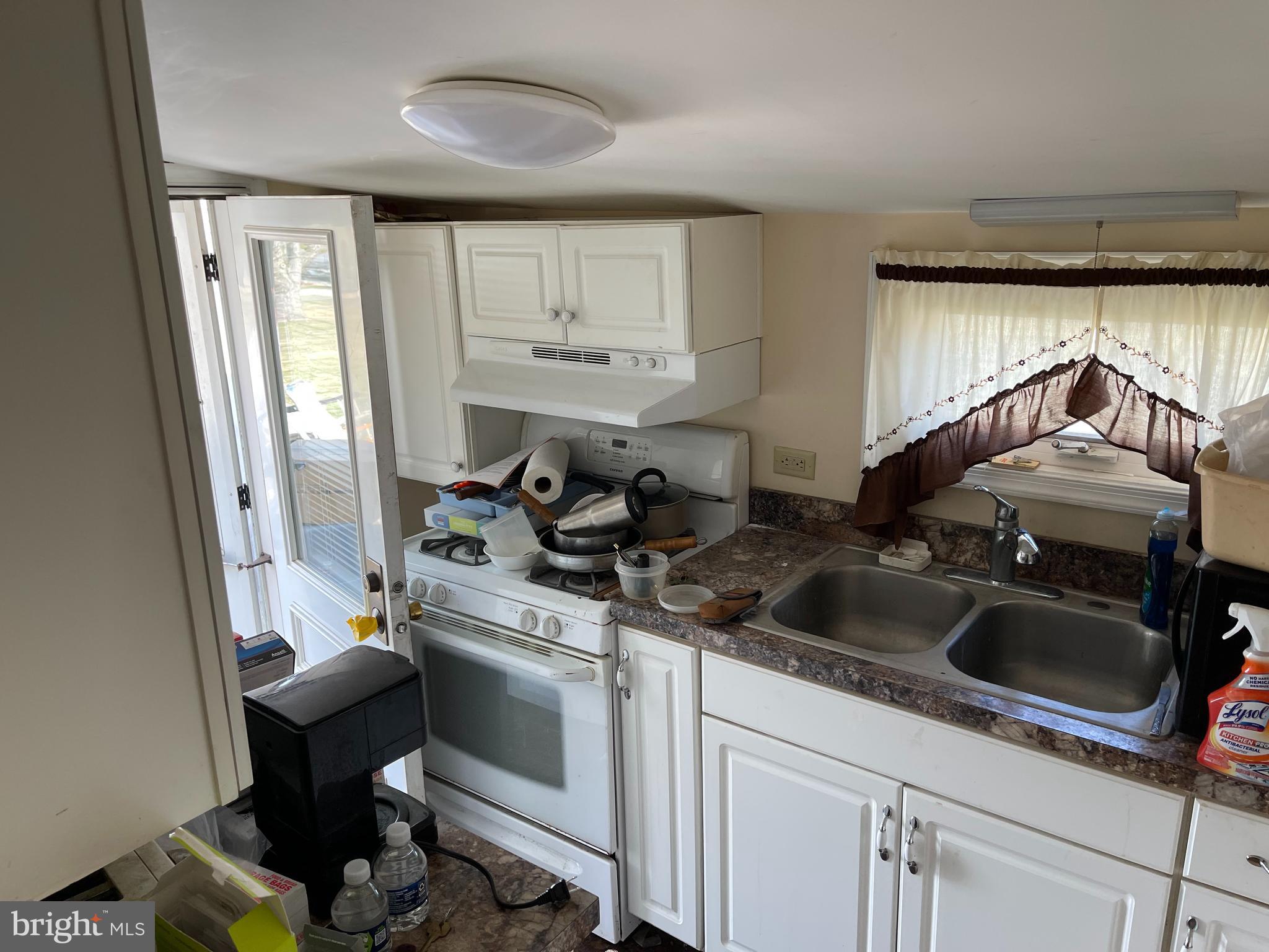 2151 Manor Road York, PA 17408 - Photo 16 of 27