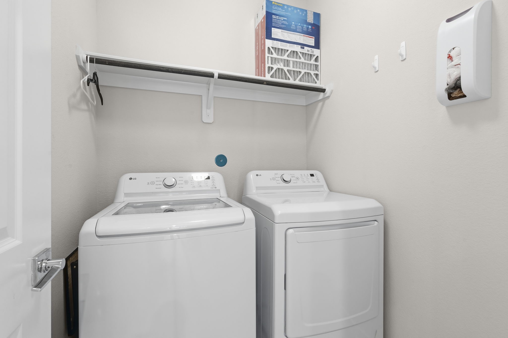 33130 School Hl Road Fulshear, TX 77441 - Photo 26 of 32 Washer and Dryer are included with the rental