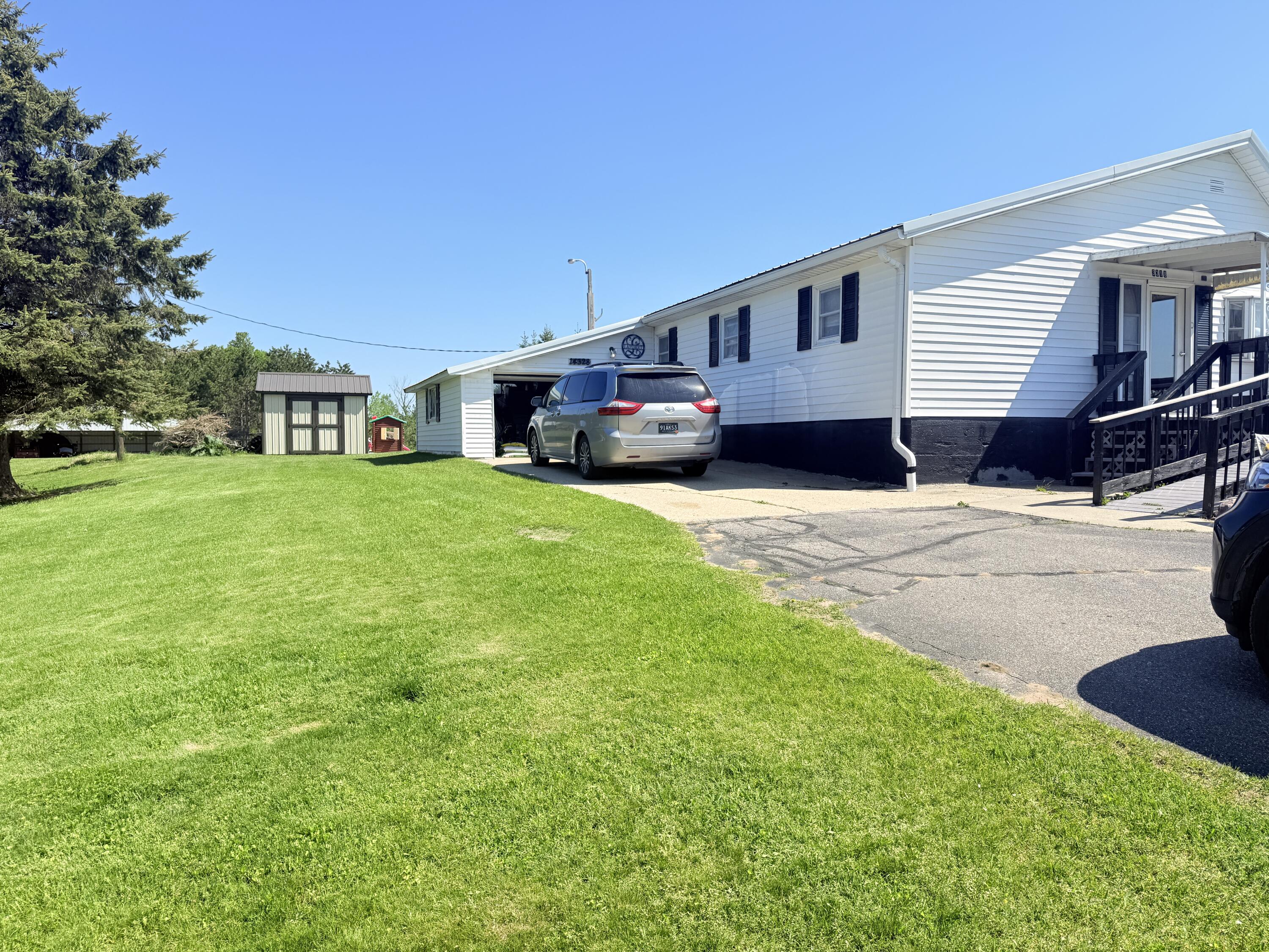 14328 16 Mile Road Leroy, MI 49655 - Photo 2 of 16 IMG_2125
