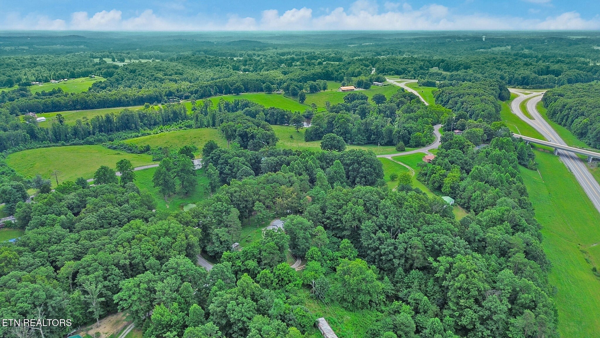 155 Billy Ridge Court Jamestown, TN 38556 - Photo 10 of 47 Gallery Image 10