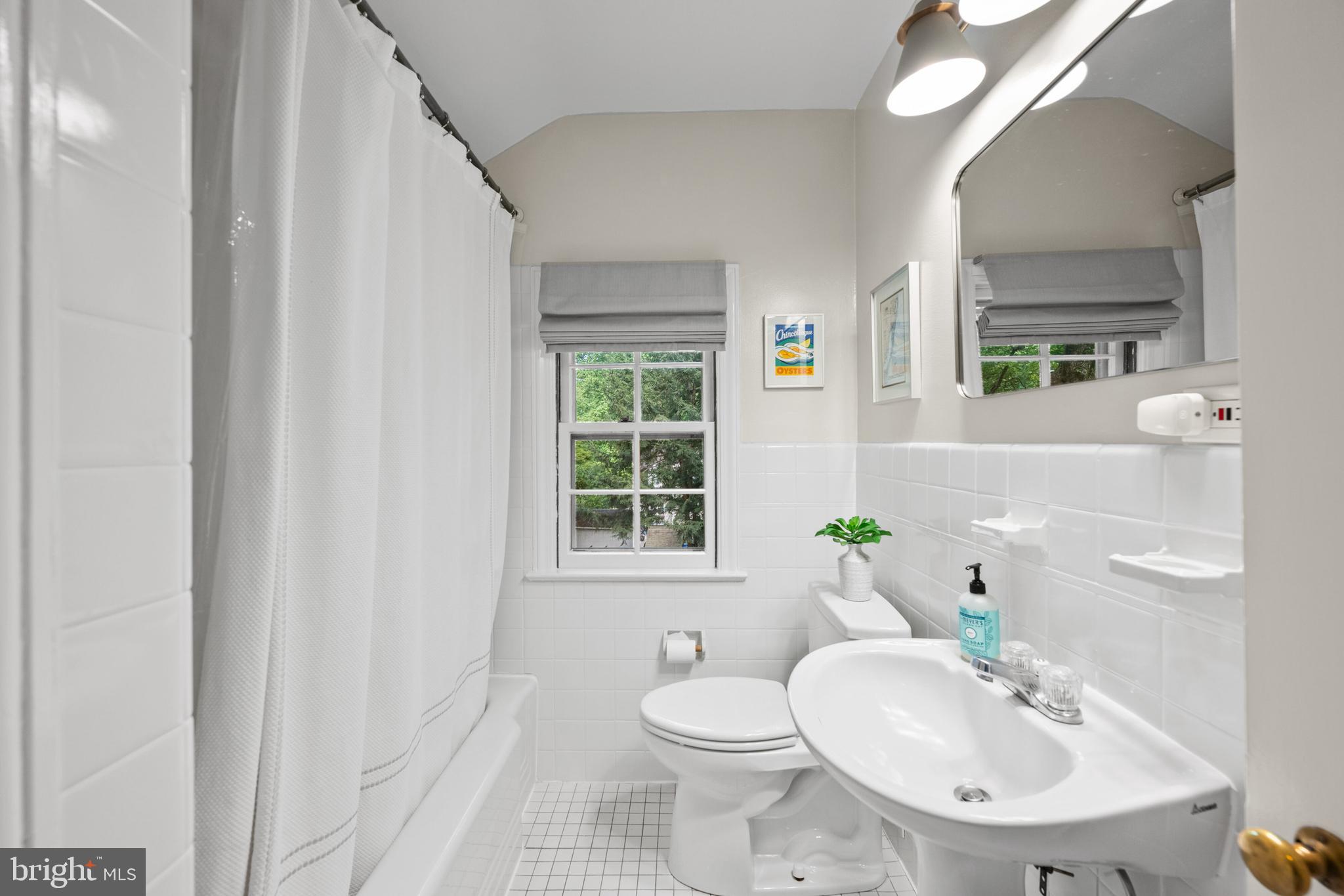 5907 Cobalt Road Bethesda, MD 20816 - Photo 21 of 35 Gallery Image 21