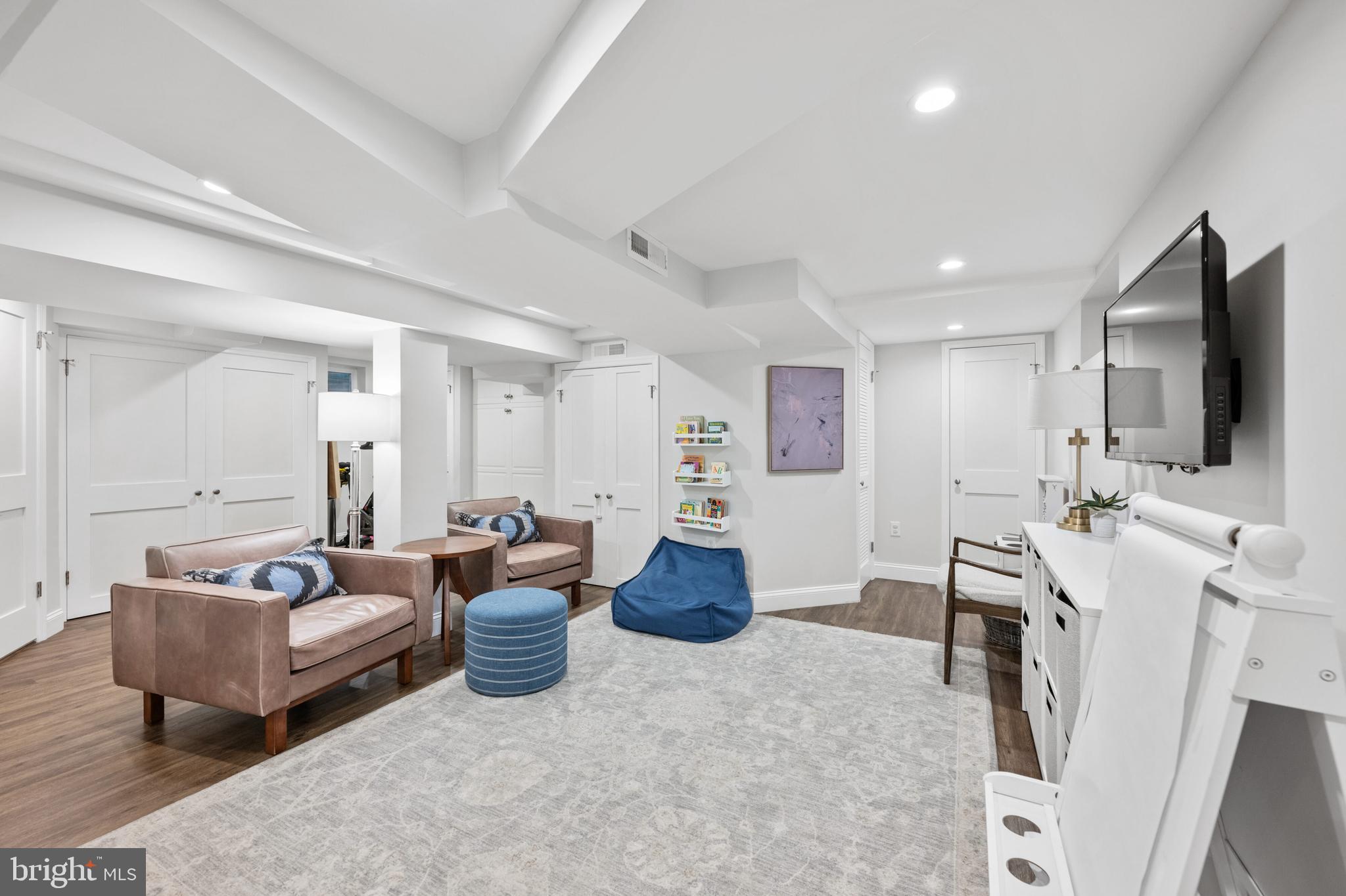 5907 Cobalt Road Bethesda, MD 20816 - Photo 24 of 35 Gallery Image 24