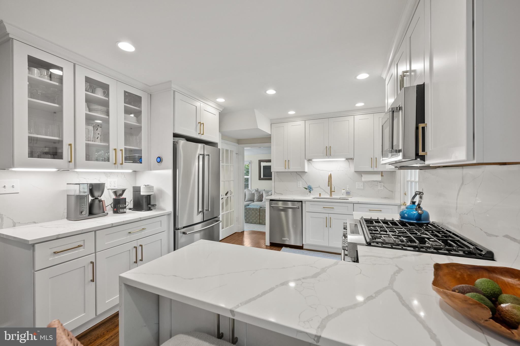 5907 Cobalt Road Bethesda, MD 20816 - Photo 3 of 35 Gallery Image 3
