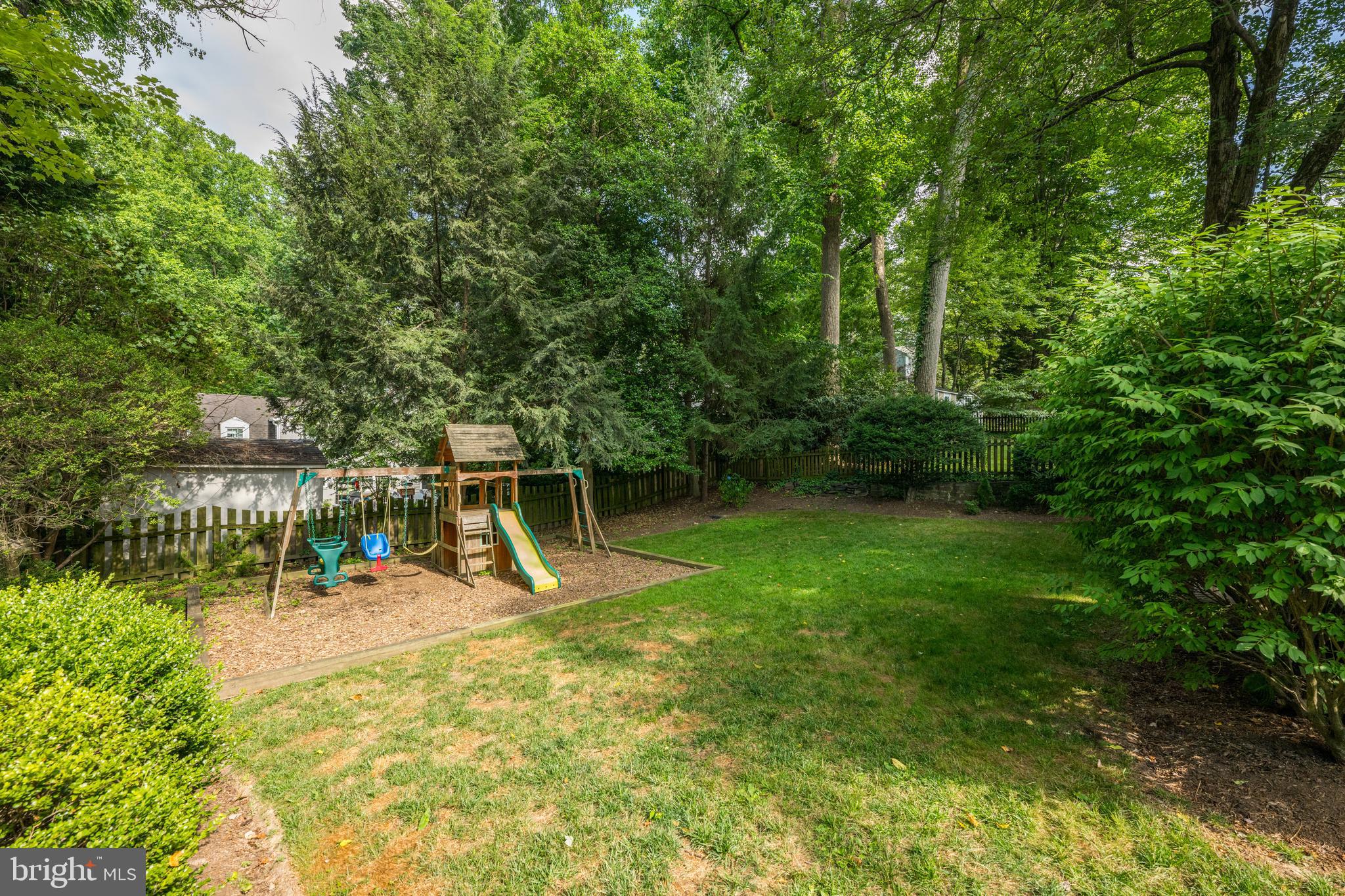 5907 Cobalt Road Bethesda, MD 20816 - Photo 32 of 35 Gallery Image 32