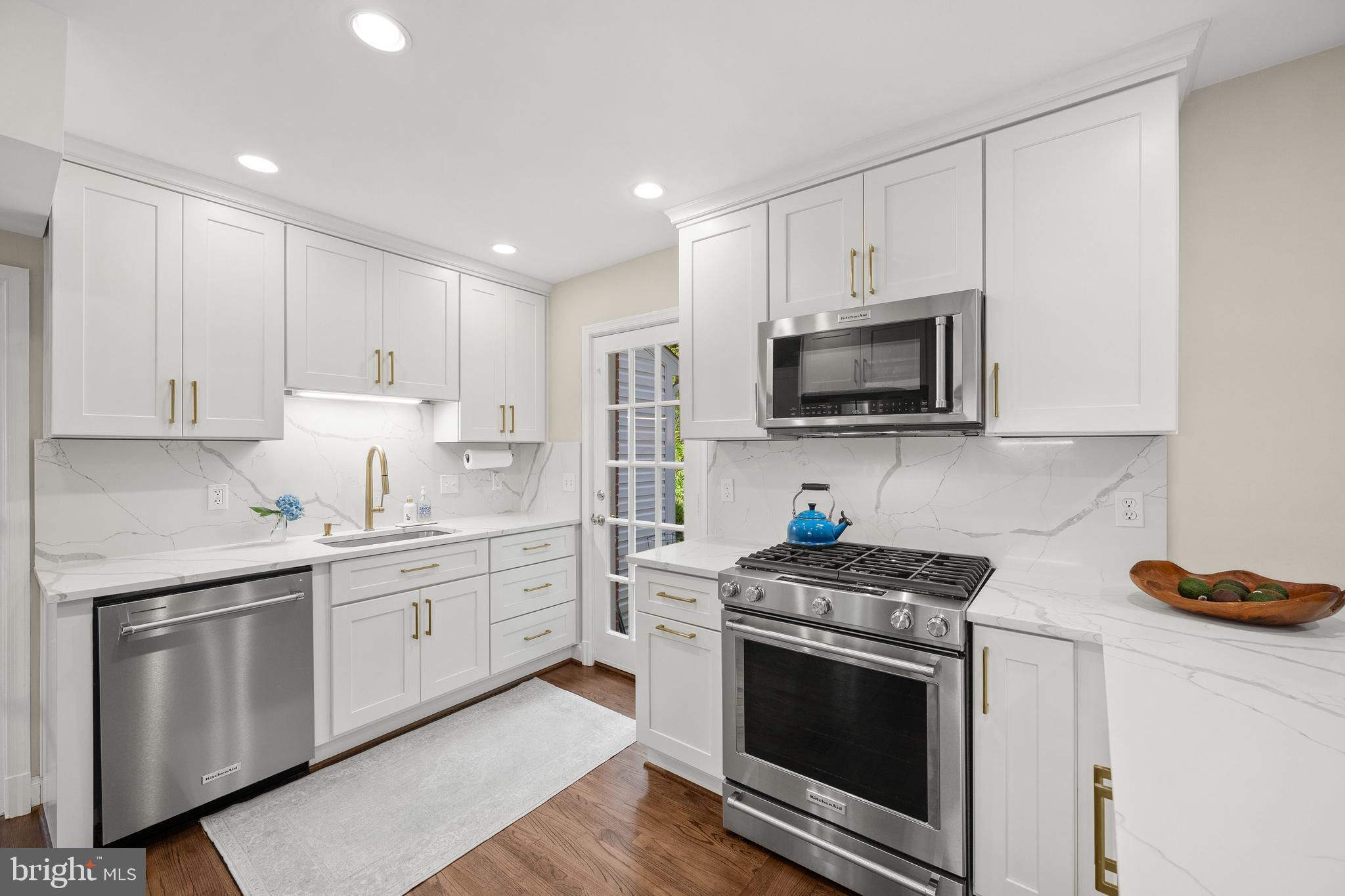 5907 Cobalt Road Bethesda, MD 20816 - Photo 5 of 35 Gallery Image 5