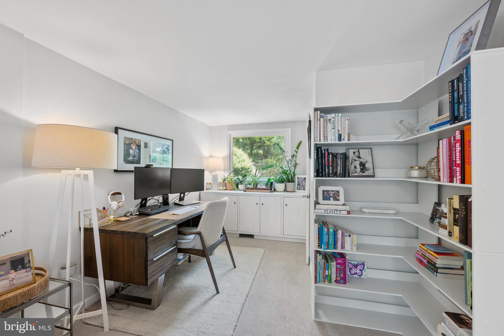 5907 Cobalt Road Bethesda, MD 20816 - Photo 10 of 35 Gallery Image 10