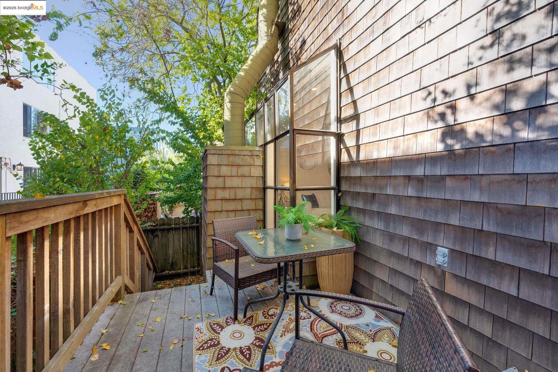 2316 Blake Street, Unit D Berkeley, CA 94704 - Photo 30 of 31 View of wooden deck