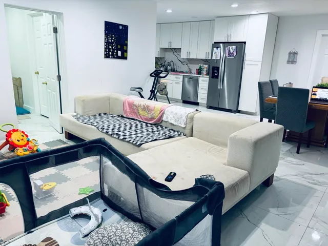 $3,300 | 700 Northwest 3rd Avenue, Pompano Beach, FL 33060