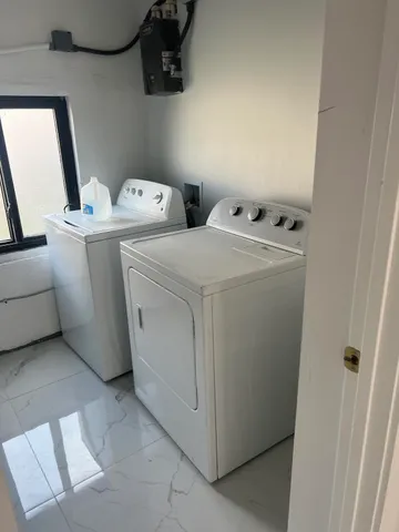 en empty room with windows