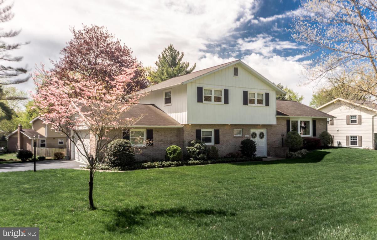 2849 Brookfield Road Lancaster, PA 17601 - Photo 1 of 33