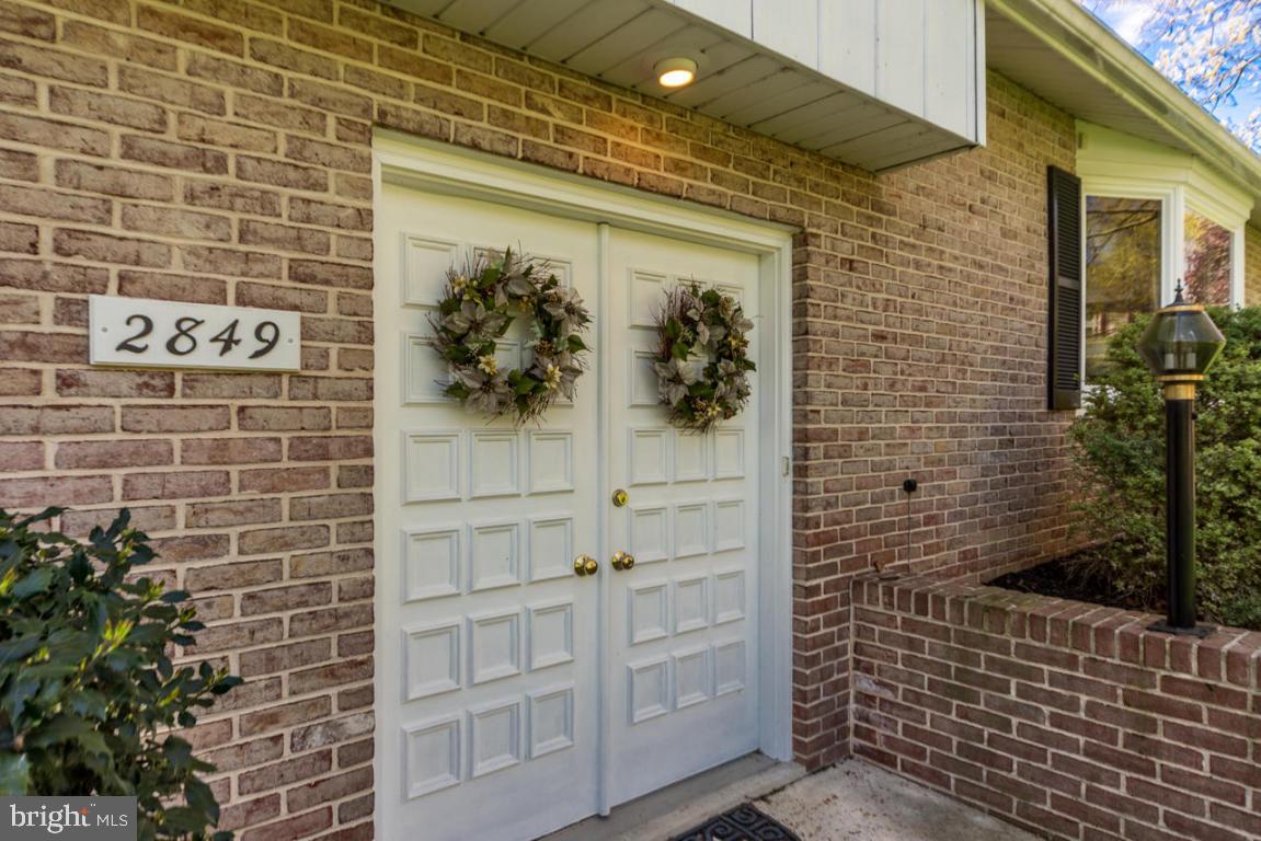 2849 Brookfield Road Lancaster, PA 17601 - Photo 4 of 33