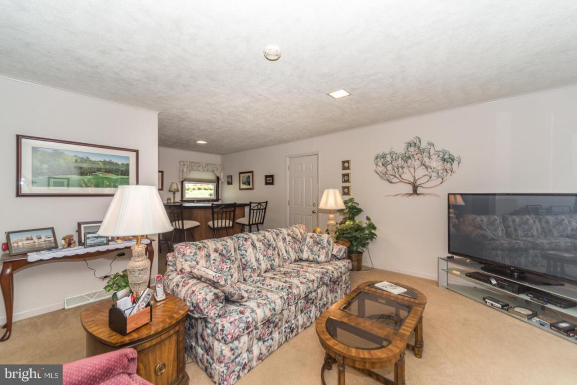 2849 Brookfield Road Lancaster, PA 17601 - Photo 8 of 33