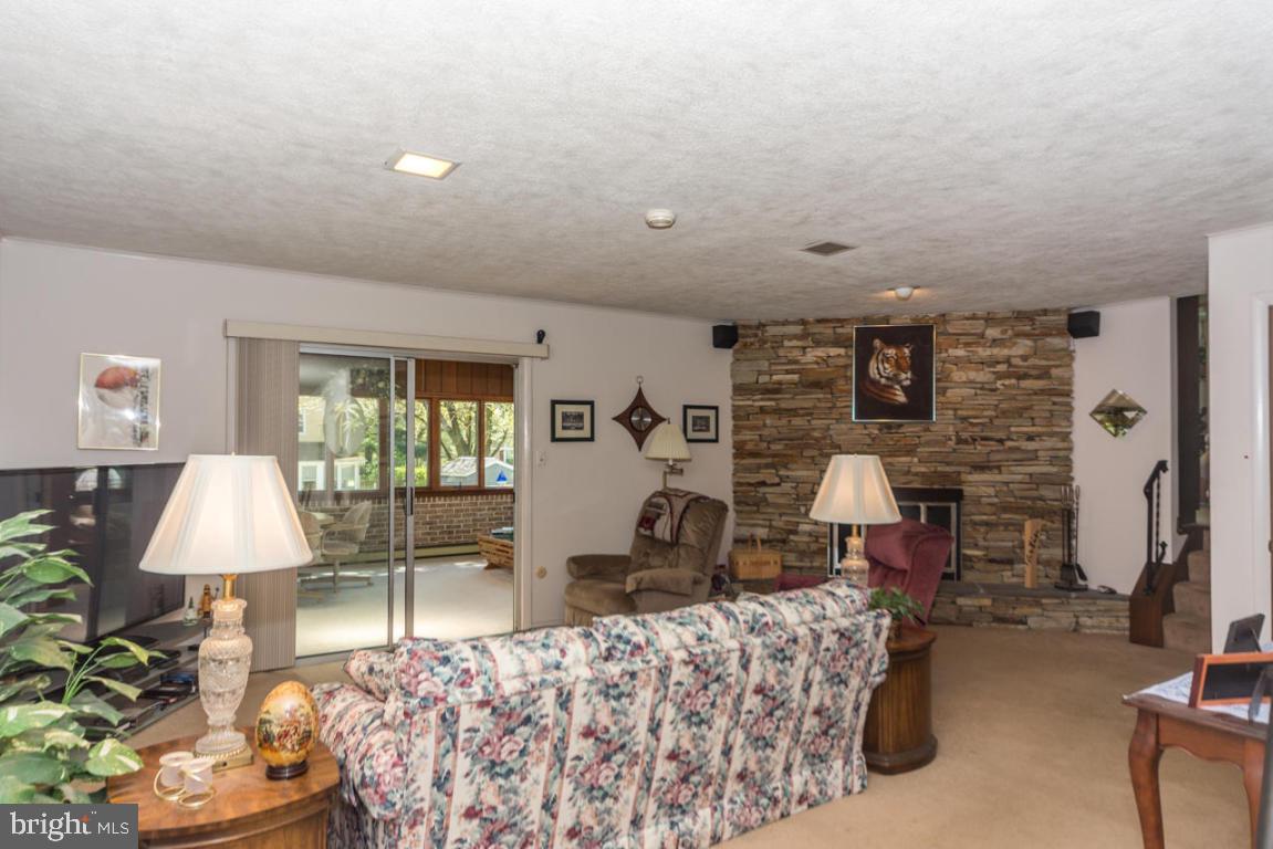 2849 Brookfield Road Lancaster, PA 17601 - Photo 10 of 33