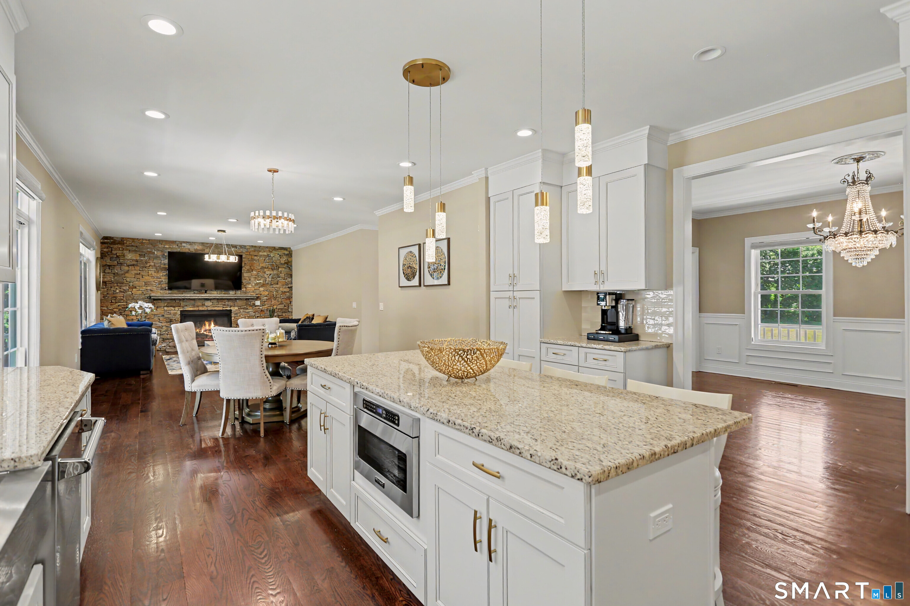 73 Candlewood Road Orange, CT 06477 - Photo 13 of 39