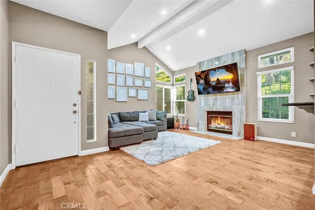 $885,000 | 862 South Sapphire Lane, Anaheim, CA 92807