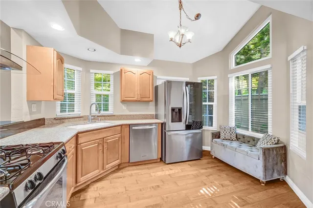 $885,000 | 862 South Sapphire Lane, Anaheim, CA 92807