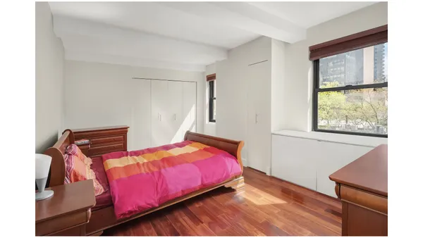 $5,500 | 235 East 49th Street, Unit 7B | Midtown East