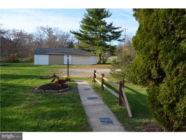 99 South Limerick Road Royersford, PA 19468 - Photo 19 of 23 Garage