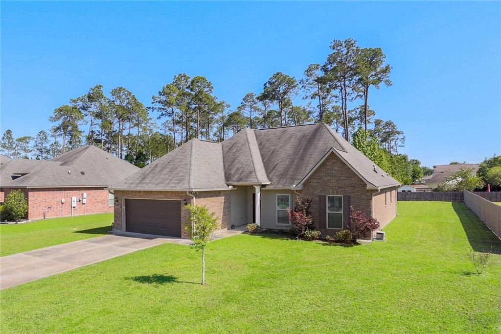 708 Fairfield Loop Slidell, LA 70458 - Photo 1 of 15 Gallery Image 1