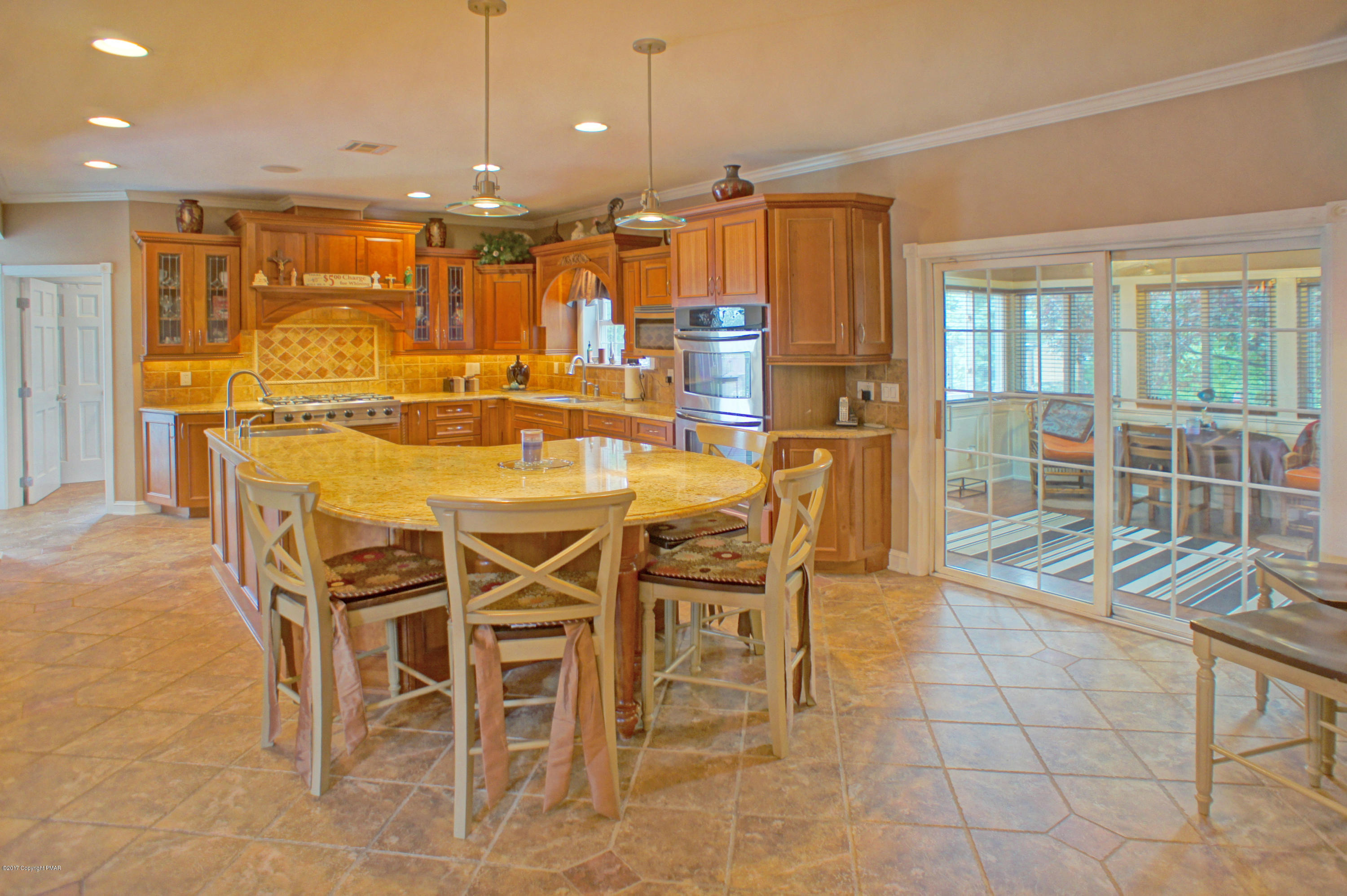 1574 Rachel Road Stroudsburg, PA 18360 - Photo 14 of 58 Chef's Kitchen