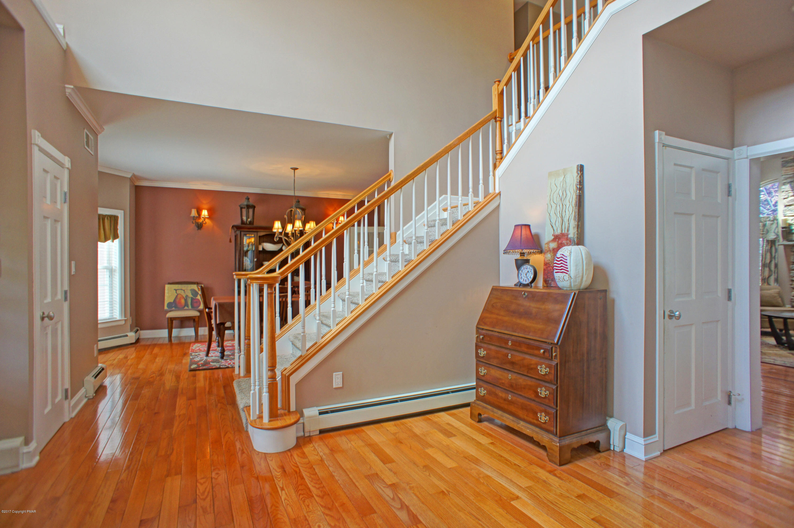1574 Rachel Road Stroudsburg, PA 18360 - Photo 27 of 58 Foyer