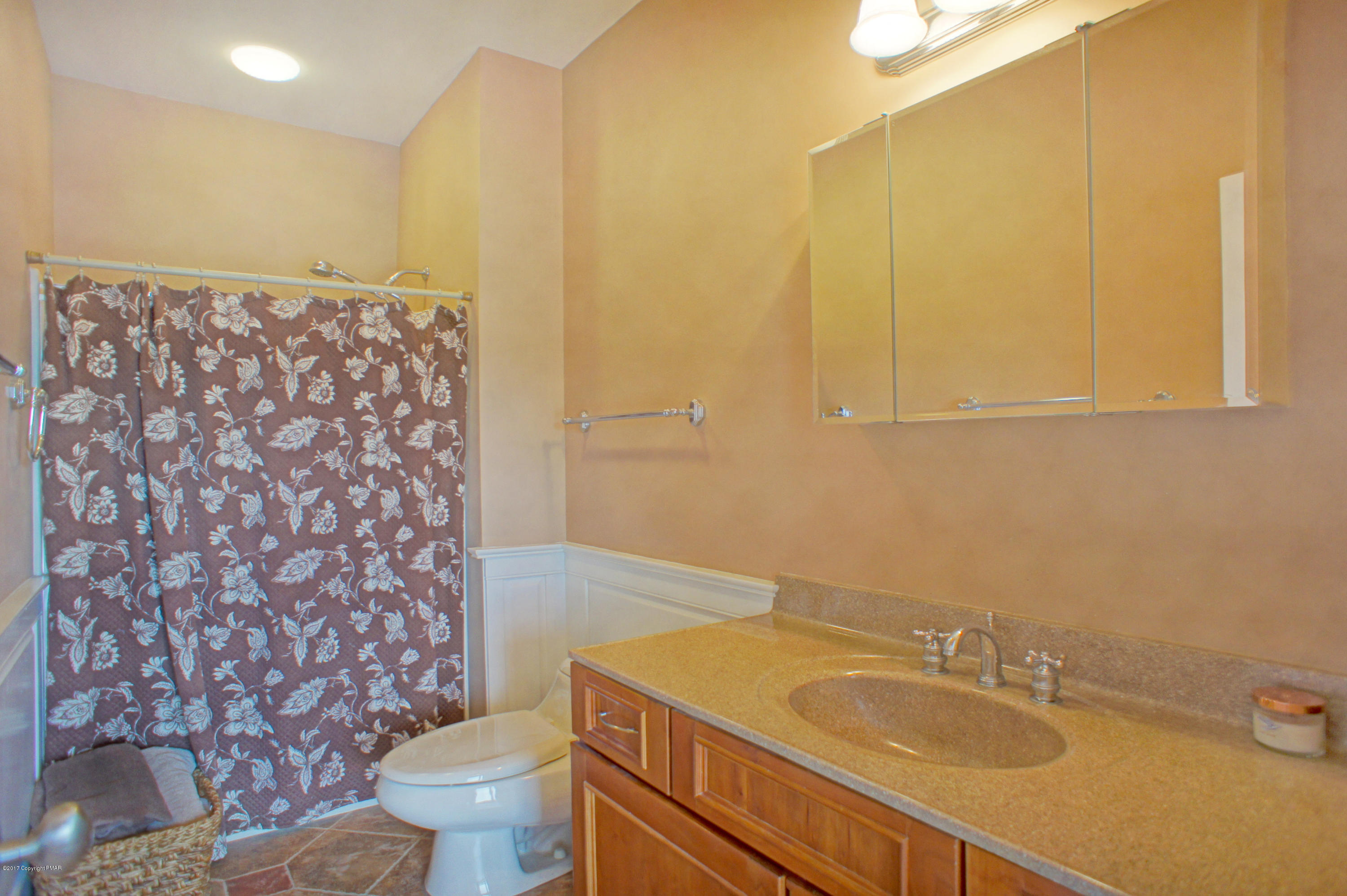 1574 Rachel Road Stroudsburg, PA 18360 - Photo 28 of 58 Main Bathroom