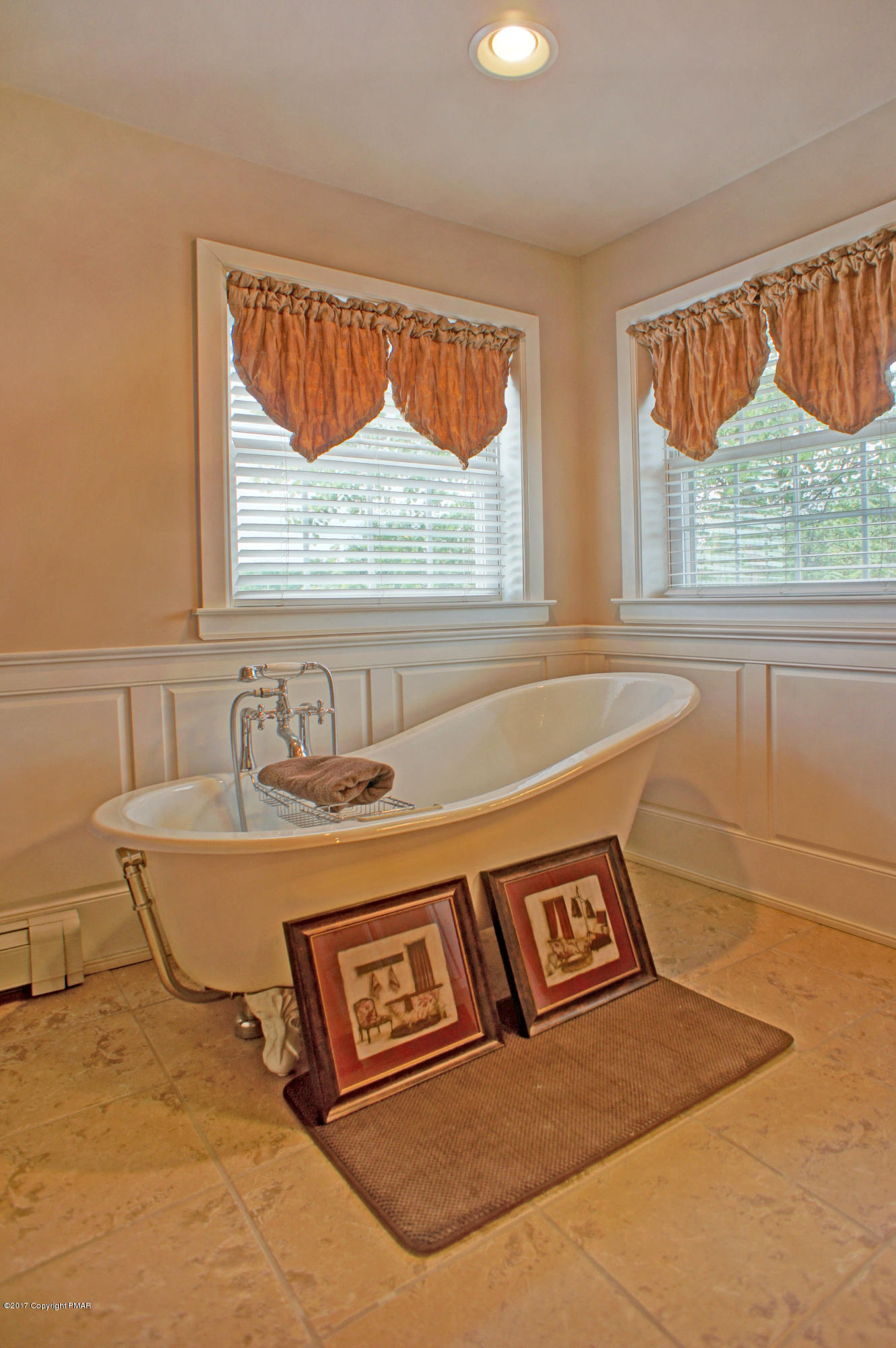 1574 Rachel Road Stroudsburg, PA 18360 - Photo 38 of 58 Master Bath