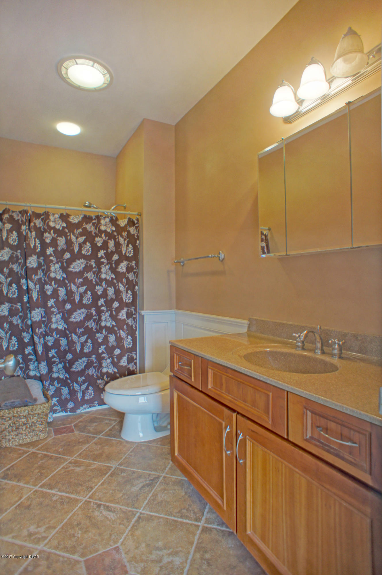 1574 Rachel Road Stroudsburg, PA 18360 - Photo 48 of 58 Additional Main Bathroom
