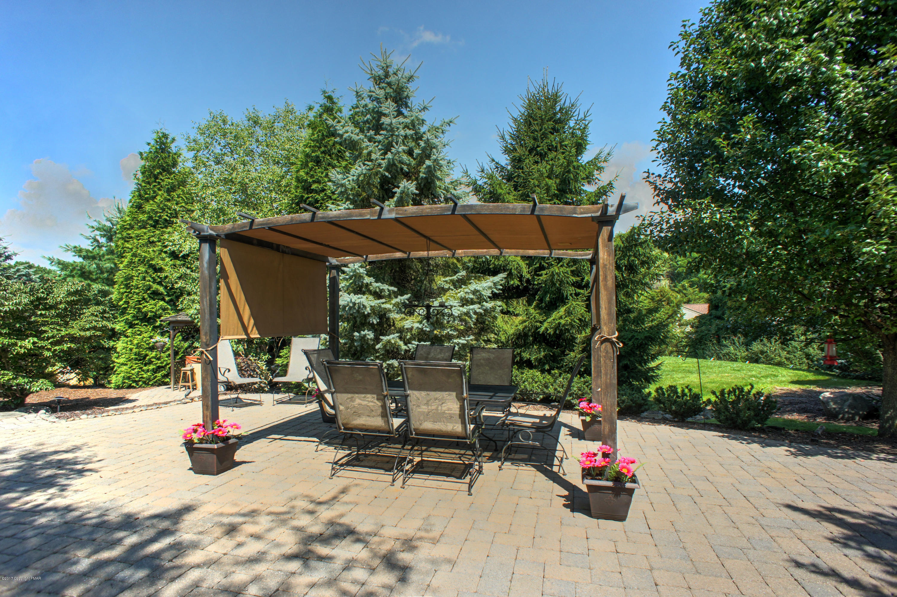 1574 Rachel Road Stroudsburg, PA 18360 - Photo 8 of 58 Pergola