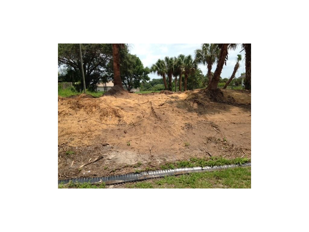 829 George Street Sebastian, FL 32958 - Photo 3 of 10 Gallery Image 3