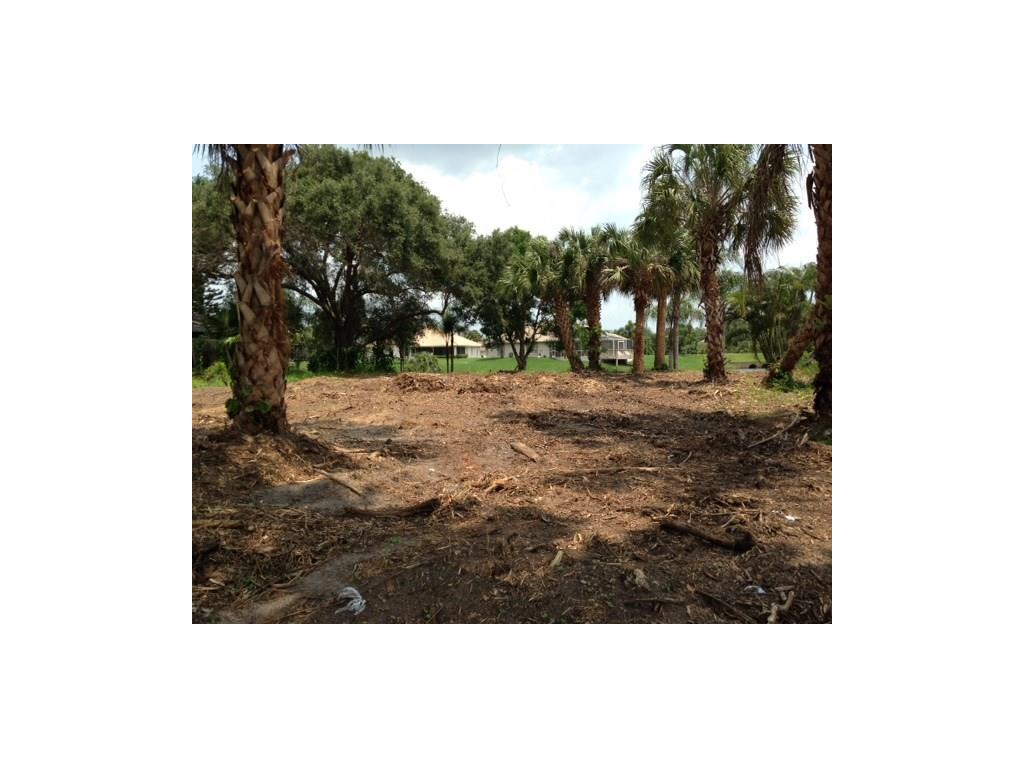 829 George Street Sebastian, FL 32958 - Photo 5 of 10 Gallery Image 5