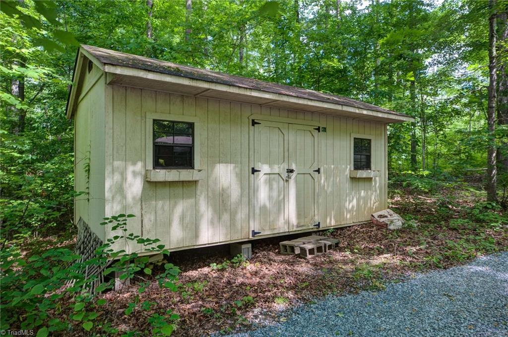 1784 Warf Road Lexington, NC 27292 - Photo 28 of 33 Gallery Image 28